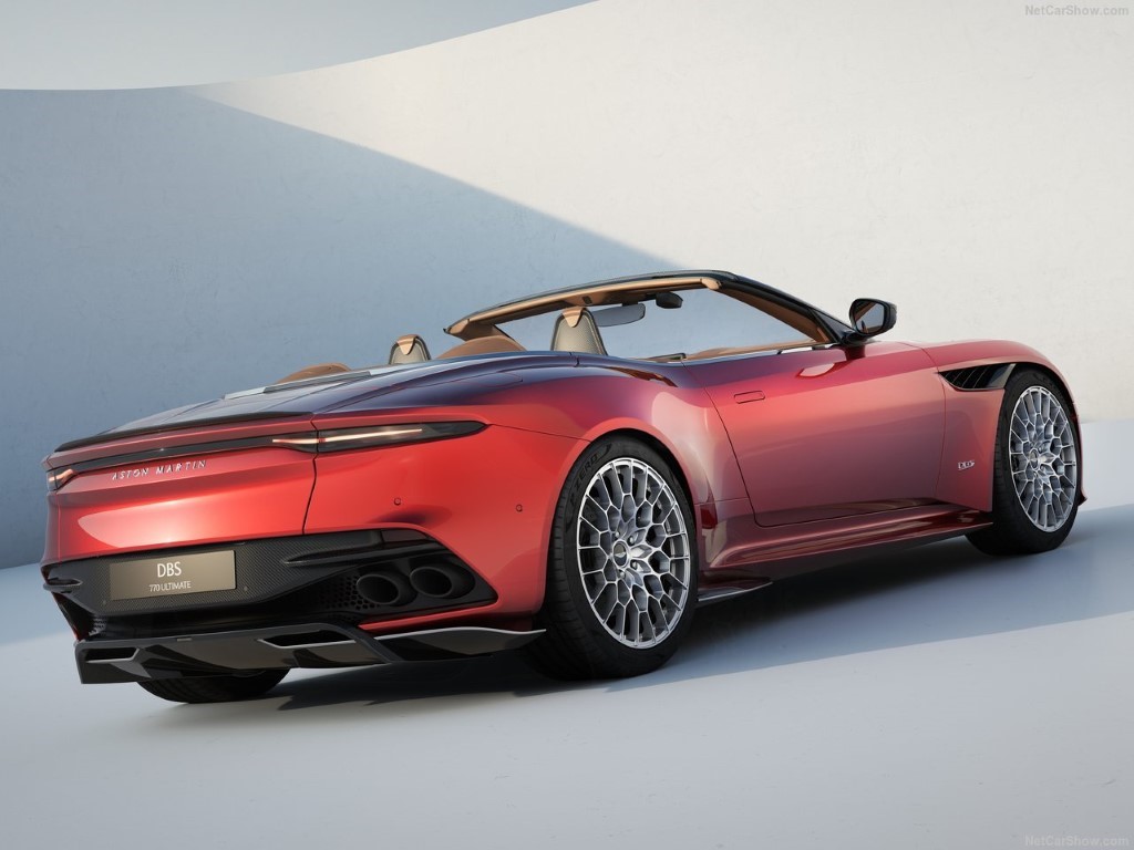 Aston Martin DBS Volante